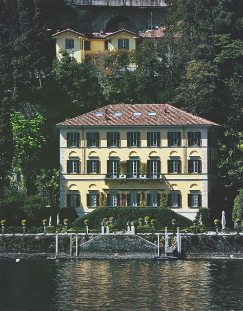 gianni versace lake como villa|where does Gianni Versace live.